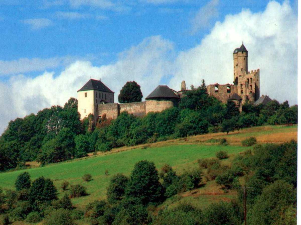 Gast- Und Gastehaus Simon Hotel Greifenstein ภายนอก รูปภาพ
