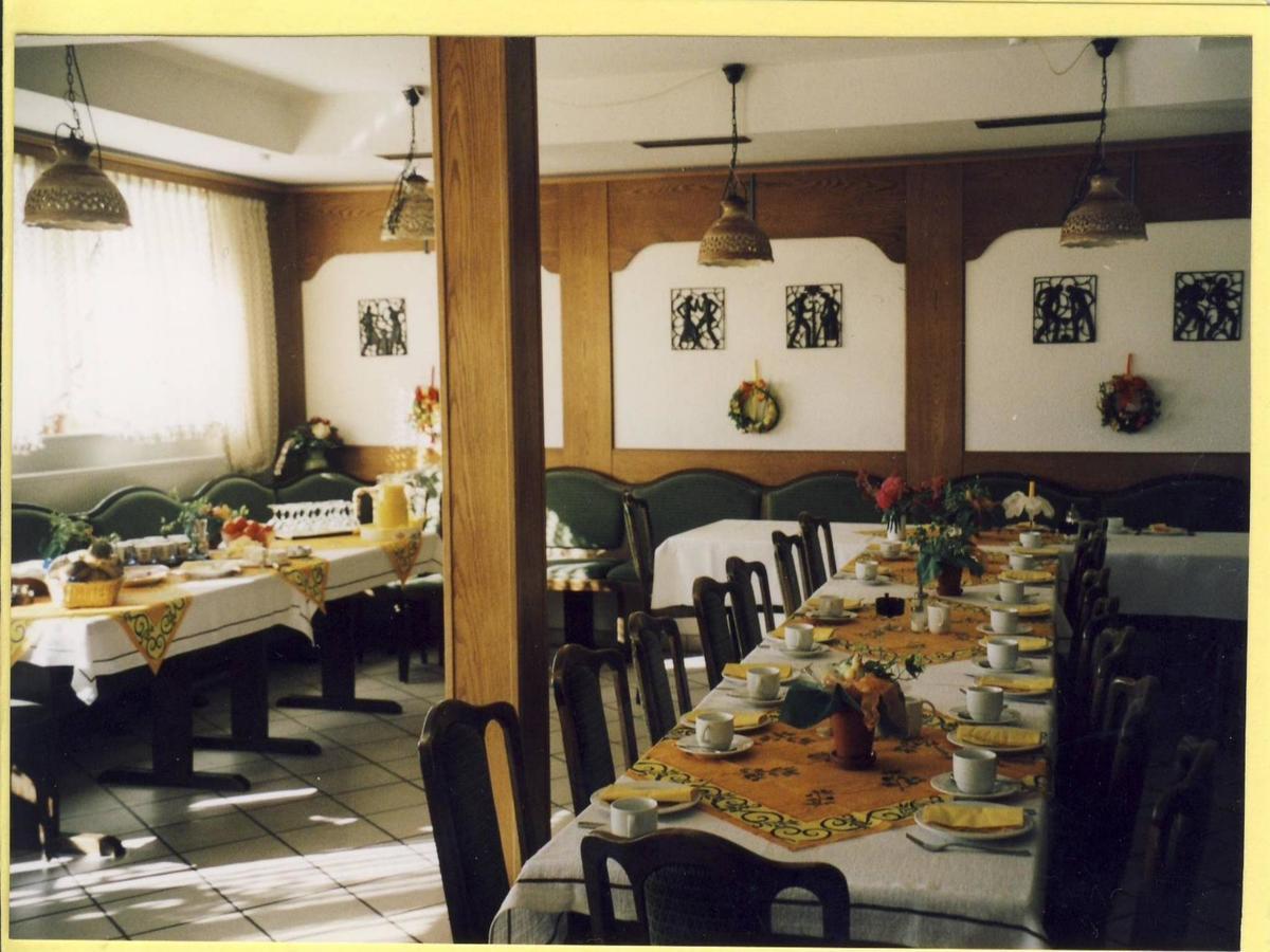 Gast- Und Gastehaus Simon Hotel Greifenstein ภายนอก รูปภาพ